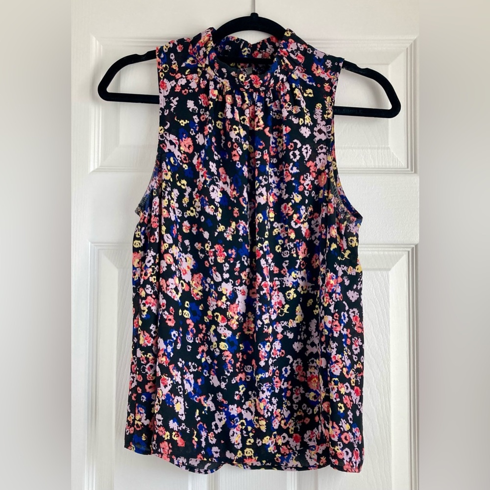EUC Allison Joy Evereve Mika floral mock neck top